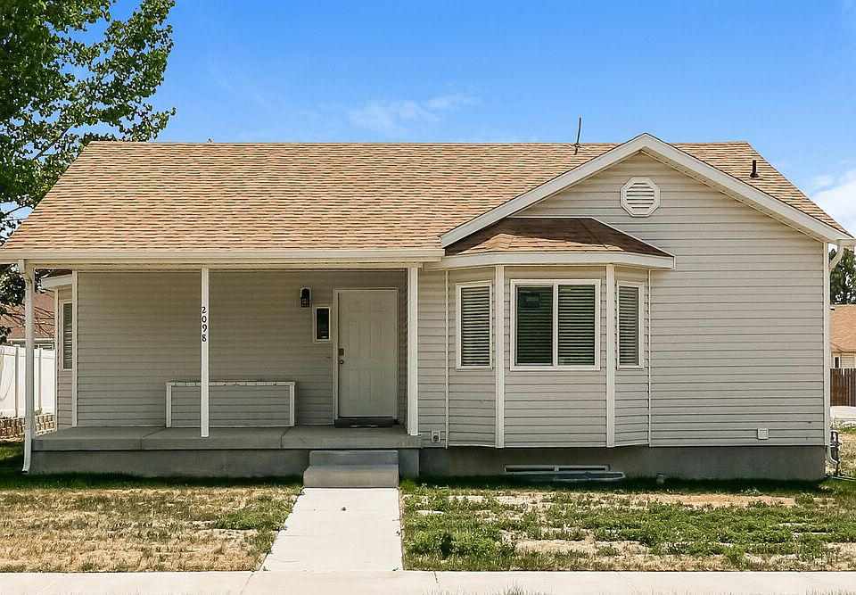 1st image of 2098 E Weeping Willow Way
