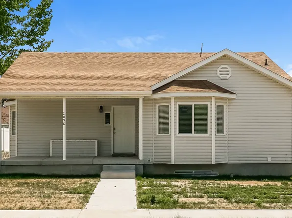 2098 E Weeping Willow Way, Eagle Mountain, UT 84005