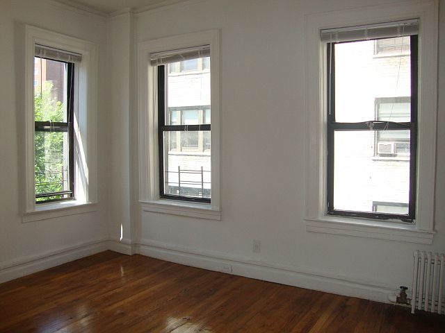 2nd image of 517 W 113th St #2LC
