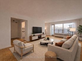 28 Upper Canada Dr, Toronto, ON