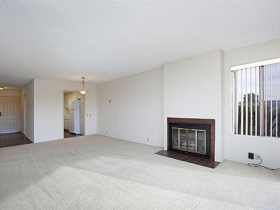 3rd image of 3770 Crown Point Dr Unit 102
