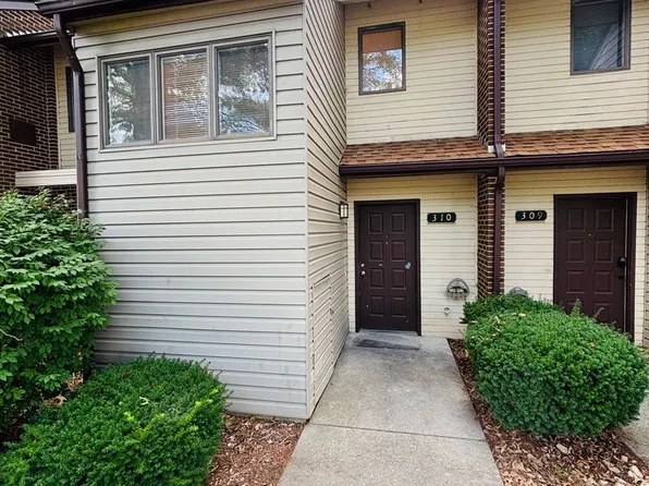 310 Shenandoah Cir, Blacksburg, VA 24060