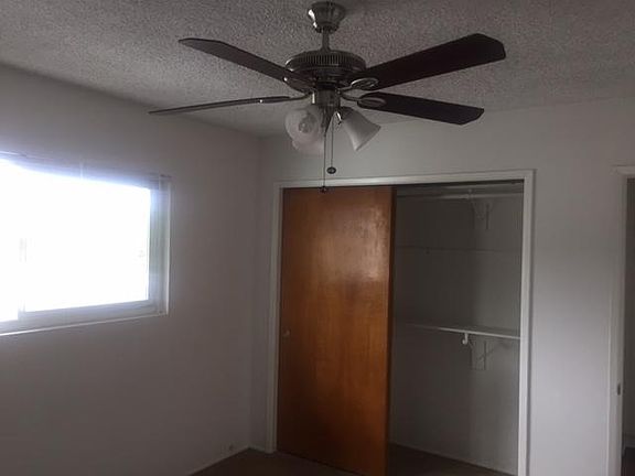 4th image of 640 Marion Pl