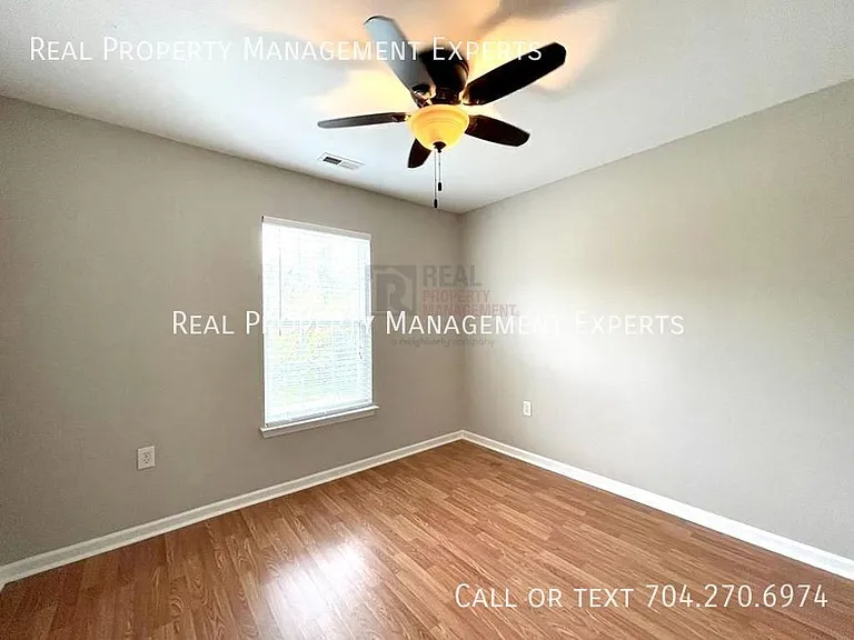 198 Mott Rd — Photo 15