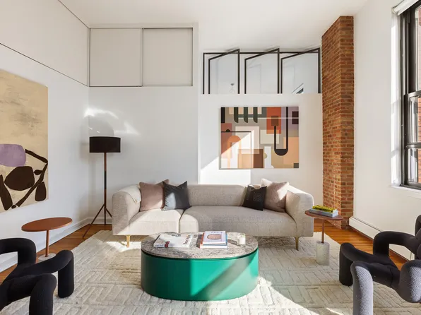 250 Mercer Street image 1 of 1