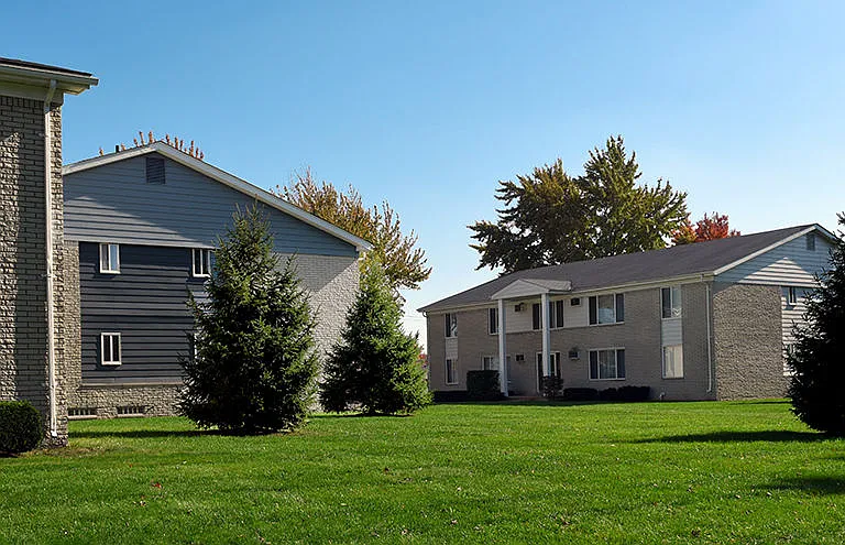 Sterling Park Apartments — Photo 22