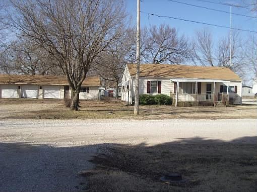 1st image of 215 N Wichita St