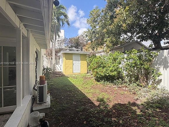 3rd image of 1025 SW 12th St #2
