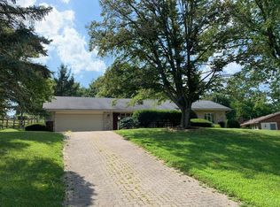 5896 Quailhill Dr, Cincinnati, OH 45233