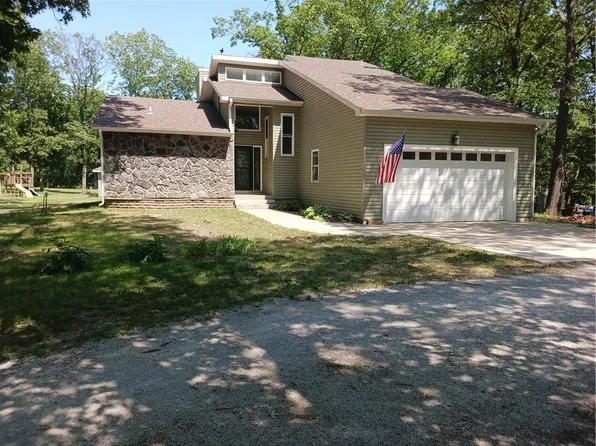 61 SE 951st Rd, Knob Noster, MO 65336