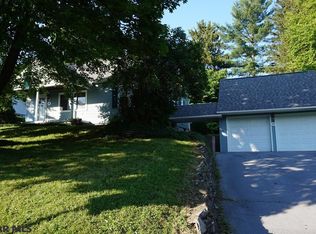 143 Clover Rd, State College, PA 16801