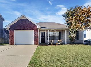 1228 Shannon Ln, La Vergne, TN 37086