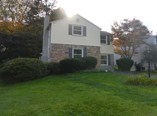 29 Loller Rd, Hatboro, PA 19040