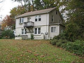 1st image of 10 Phillips Ln