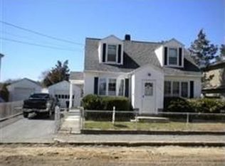 112 Potter St, Dartmouth, MA 02748