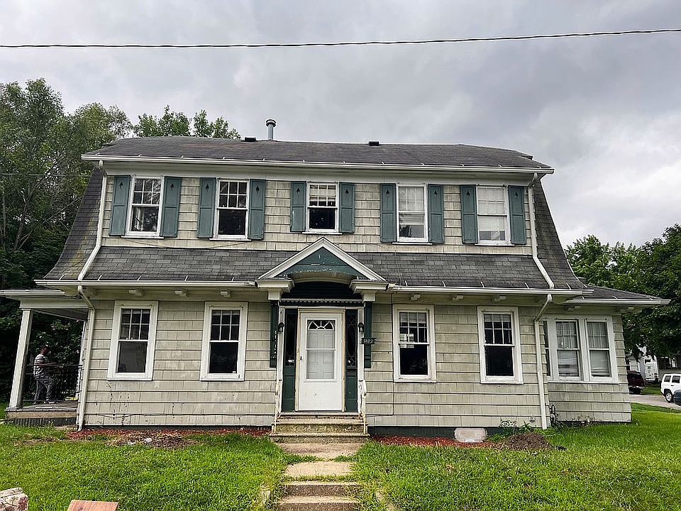 1st image of 1822 Vassar Ave