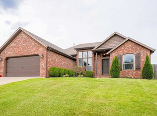 967 Glass St #ID1241330P, Cave Springs, AR 72718