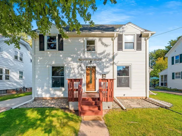 618 Oak St, Neenah, WI 54956