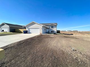 105 Ruth Ave, Volga, SD 57071