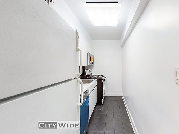 3rd image of 436-442 E 81st St #6L
