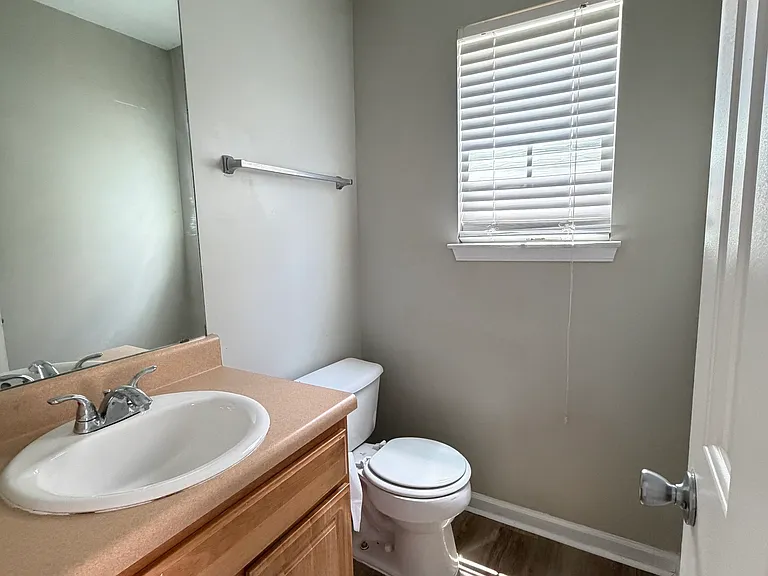90 Keyton Dr — Photo 17