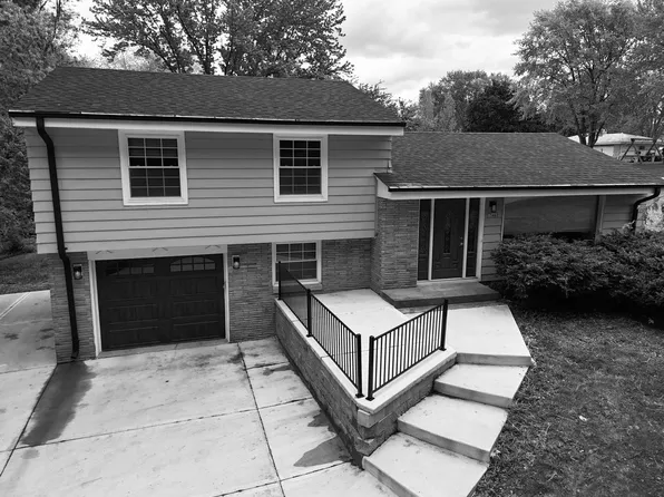 13460 Tremont STREET, Brookfield, WI 53005