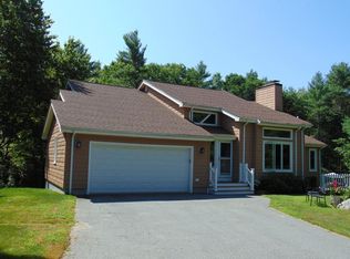 9 Dakel Dr, Assonet, MA 02702