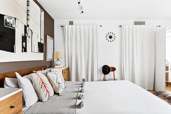 Sold by Compass | media 6