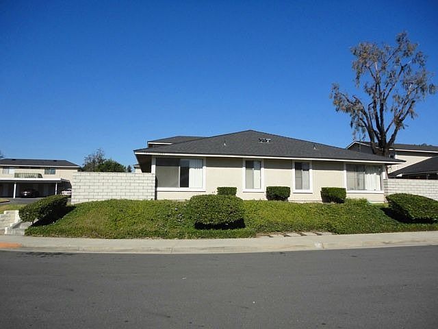 1st image of 1309 Parkside Dr