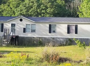 677 Kite Rd, Lumberton, NC 28358