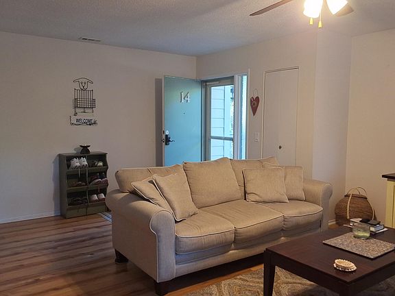 Spacious living room