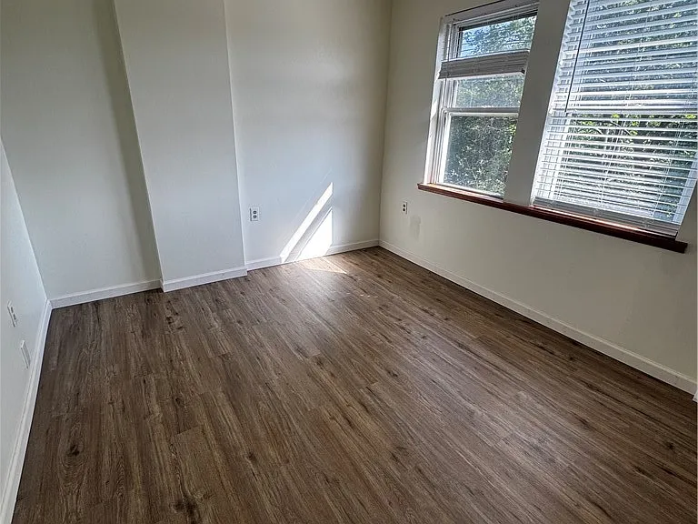 790 Highland Ave — Photo 13