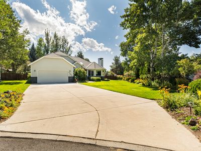 21075 Dooley Mountain Ct, Bend, OR, 97702
