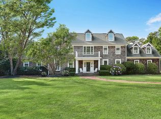 (Undisclosed Address), Southampton, NY 11968