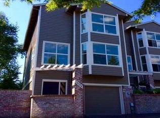 15724 SW Flagstone Dr, Beaverton, OR 97007