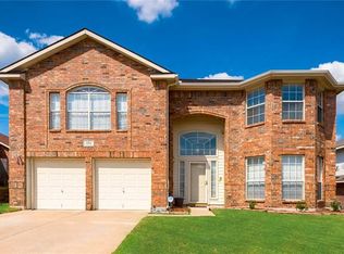 213 Cozy Ln, Cedar Hill, TX 75104