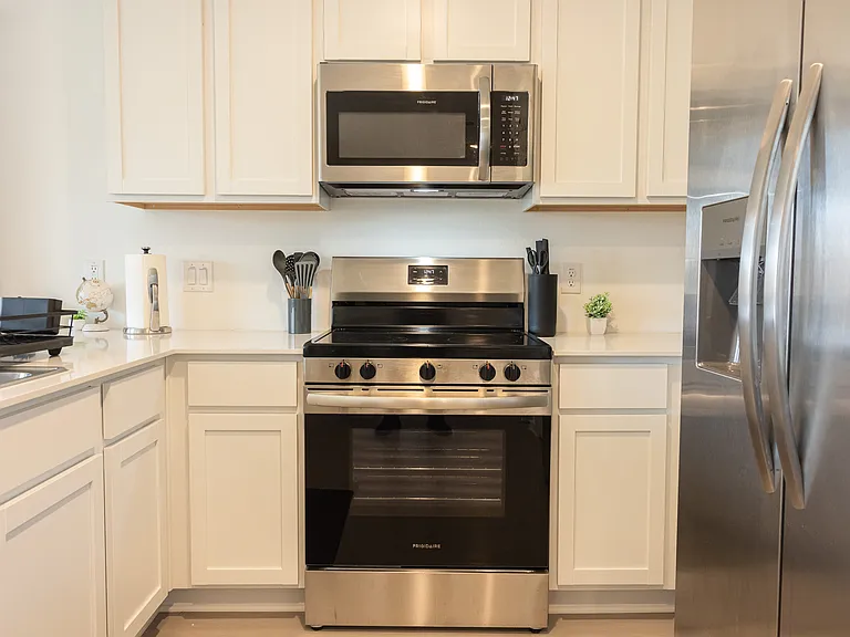 5322 Gabby Pass — Photo 7