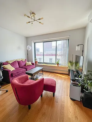 Rented by Piere Michel | media 12