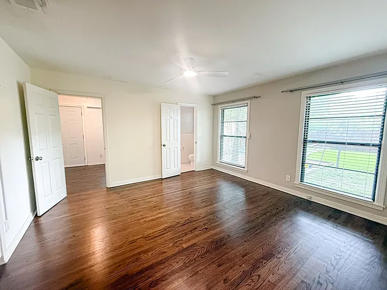 3766 Park Ln — Photo 10