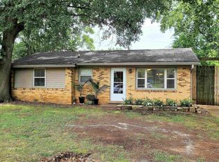 2823 Holiday Dr SW, Huntsville, AL 35805
