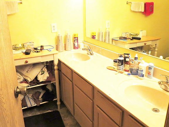 5th image of 2635 Winningwillow Dr