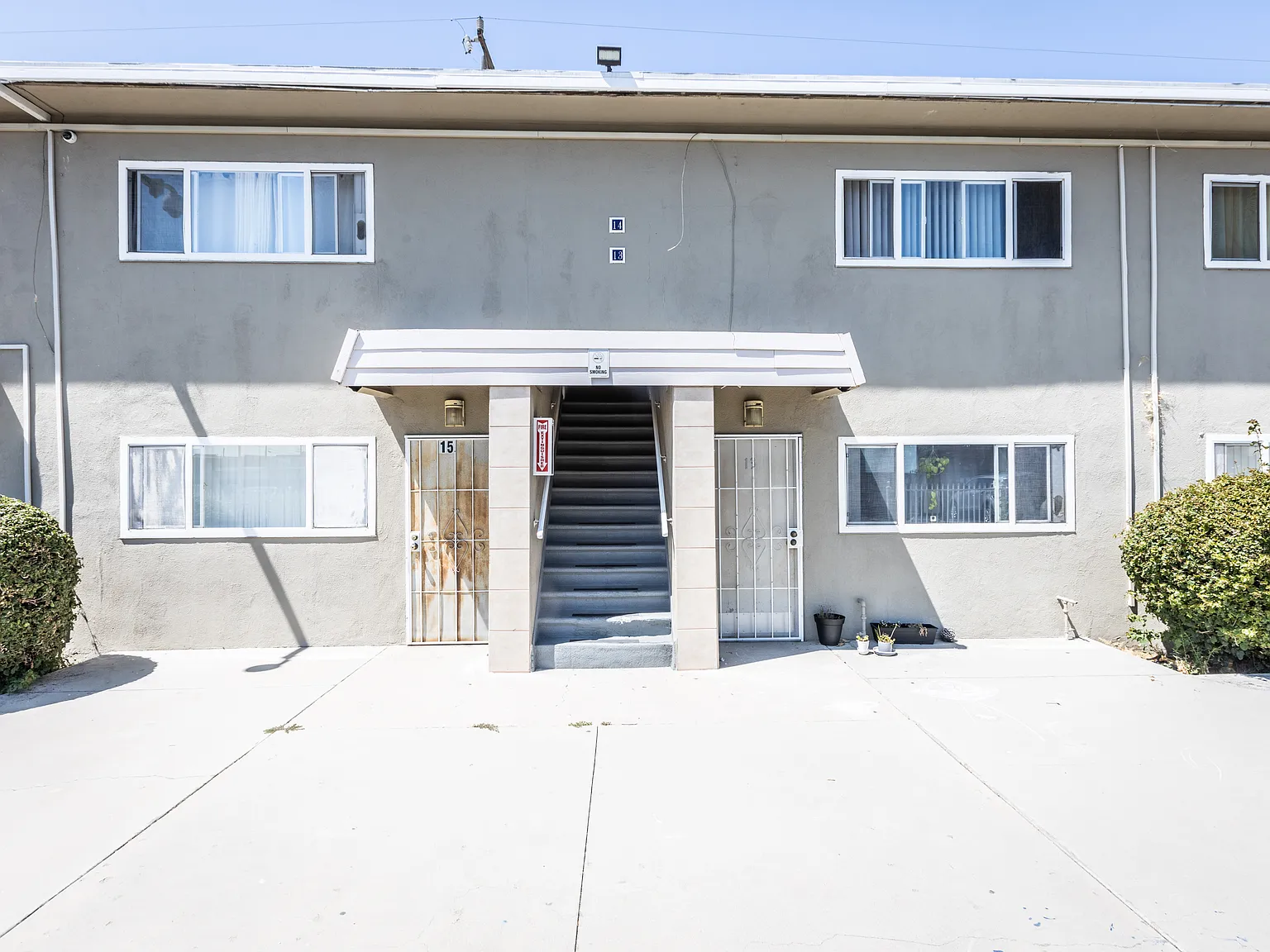 15741 Blaine Ave — Photo 2