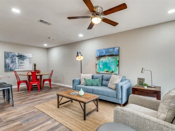 2624 Helmet St, Irving, TX 75060