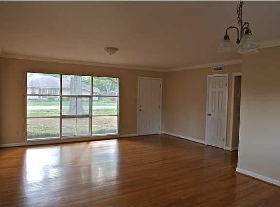 5th image of 114 Sunny Ln
