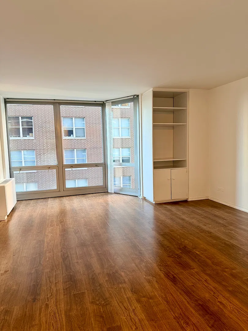 Studio, $1,850 — Photo 4