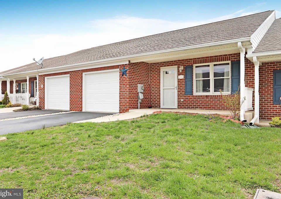 1st image of 712 Largo Dr