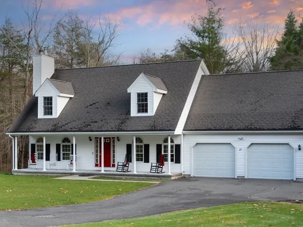 37 Old Sawmill Rd, Belchertown, MA 01007
