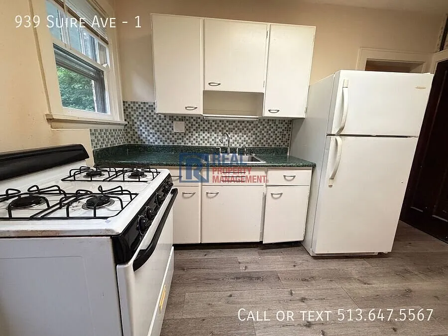 Charming 1-Bedroom Home In West Price Hill Move In Special — Photo 3