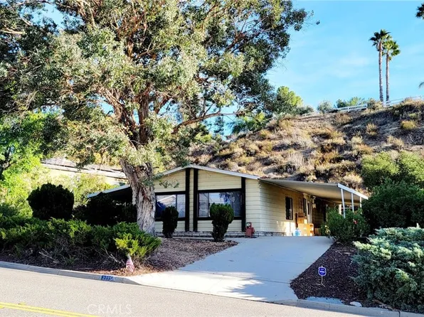 22755 Skylink Dr, Canyon Lake, CA 92587