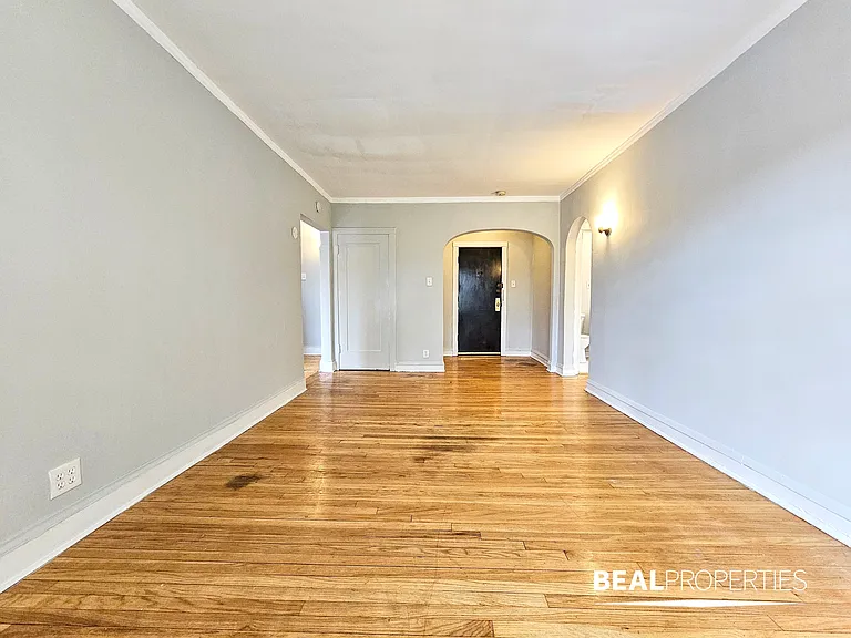 2100-2112 W. Ainslie-4908-4910 N. Hoyne Chicago, IL 60625 — Photo 29